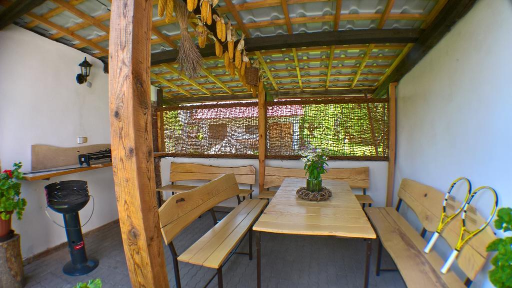 Вилла Chalupa Pod Drabskymi Svetnickami Мнихово-Градиште Экстерьер фото